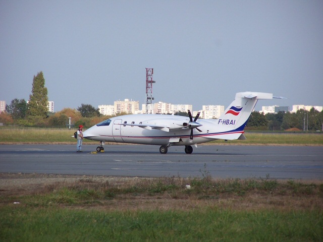 Piaggio P180 Avanti