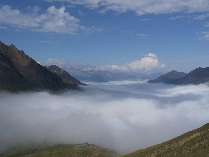 Au dessus des Nuages - Col du Tourmalet