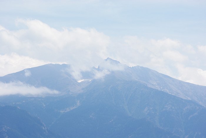 Le pic du Canigou vu d'au dessus de Prades