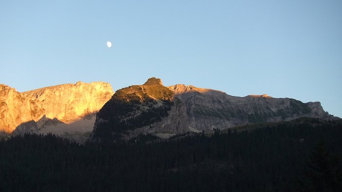 Dévoluy (2) - Coucher de soleil et lever de lune