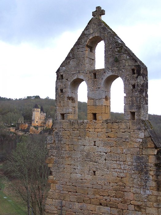 Le château de Commarque - Le clocher de la chapelle